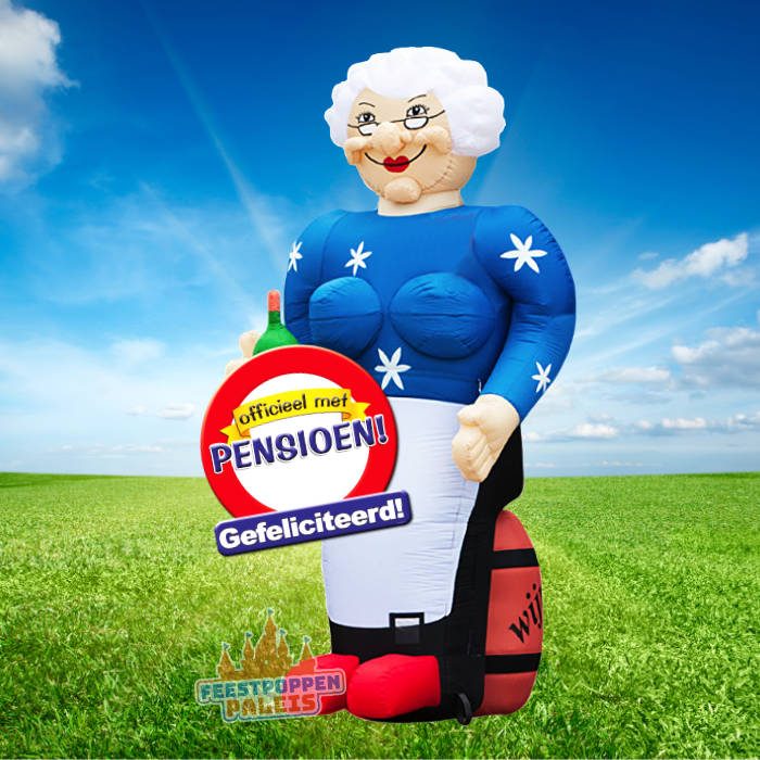Originele opblaasfiguur van een vrouw op een wijnvat, ideaal als feestelijke verrassing voor een pensioenfeest. Deze unieke pop zorgt voor een onvergetelijke entree en veel bekijks.