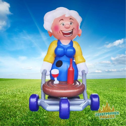 Dorstige Sarah met rollator